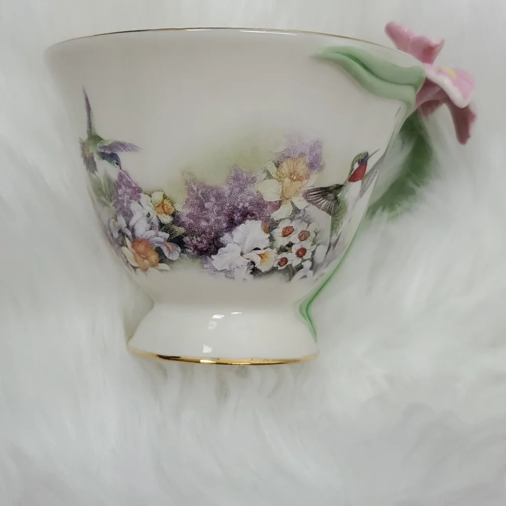 Lena Liu Daffodil Concerto Teacup Saucer Bradford Edition Floral Collectible Dis